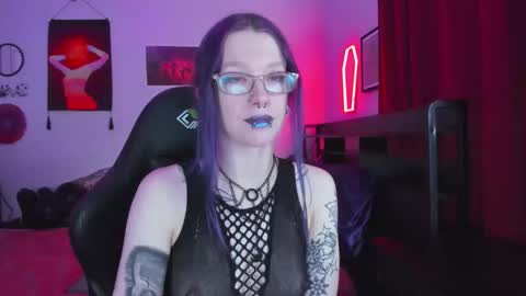 Mistress Nikki Vill online show from 02/11/26, 02:49