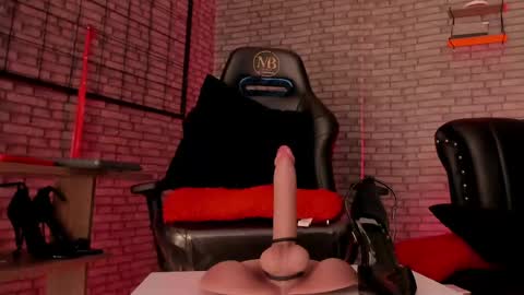 Alana online show from 04/18/26, 07:58