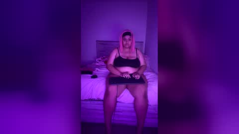 missnoemii444 online show from 02/02/26, 03:38