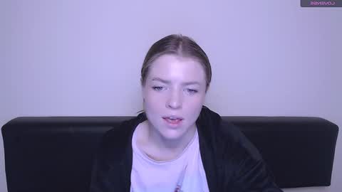 Olivia online show from 12/16/24, 11:22