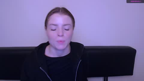 Olivia online show from 12/27/24, 08:45