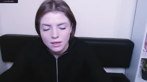 Olivia online show from 01/08/25, 11:10