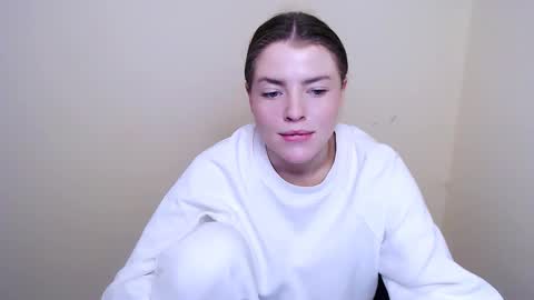 Olivia online show from 01/23/25, 11:37