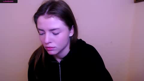 Olivia online show from 01/30/25, 09:36