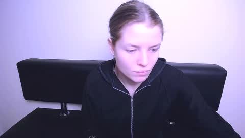 Olivia online show from 02/04/25, 09:49