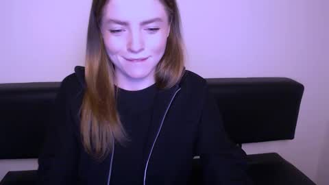 Olivia online show from 02/20/25, 07:30