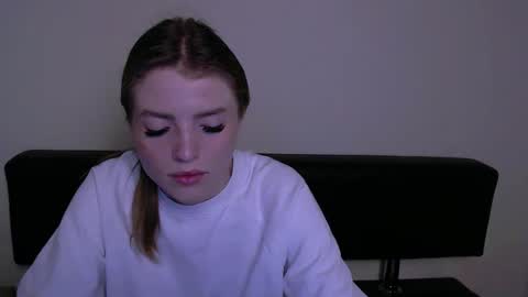 Olivia online show from 03/05/25, 09:05