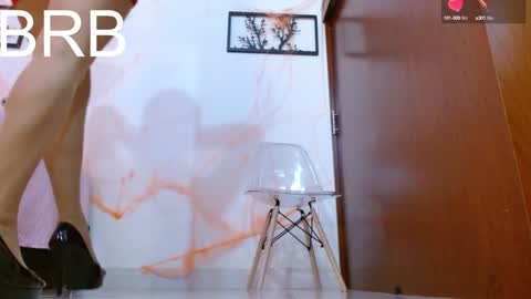 Snapshot of misspandora_ chatting on 01/17/25, 10:56 Tell me Pandora online show from 01/17/25, 10:56
