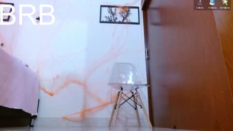 Snapshot of misspandora_ chatting on 02/06/25, 10:53 Tell me Pandora online show from 02/06/25, 10:53