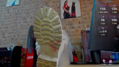 Miss Venus online show from 02/10/25, 12:08