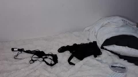 sarah online show from 03/10/26, 01:21