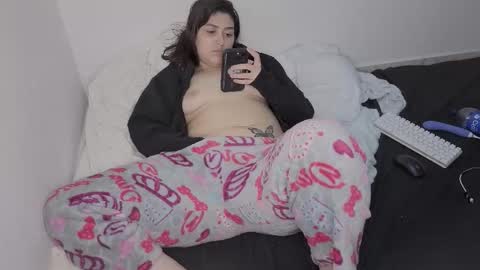 sarah online show from 03/12/26, 03:23