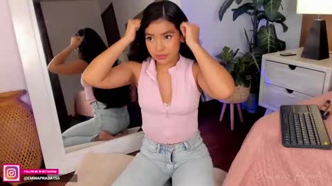 Emma Prada online show from 10/09/25, 12:14