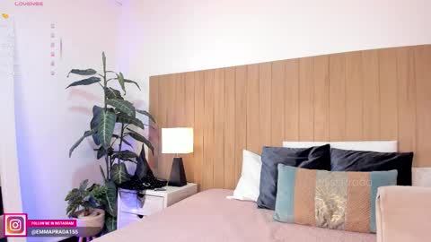 Emma Prada online show from 10/29/25, 11:45