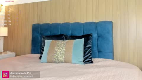 Emma Prada online show from 01/15/26, 11:48