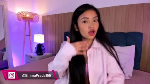 Snapshot of missprada chatting on 05/19/26, 12:11 Emma Prada online show from 05/19/26, 12:11
