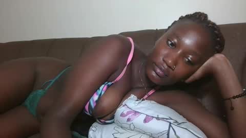 Snapshot of missprettygal chatting on 11/09/25, 02:10 pretty gal online show from 11/09/25, 02:10