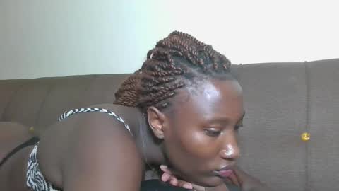 Snapshot of missprettygal chatting on 11/10/25, 06:29 pretty gal online show from 11/10/25, 06:29