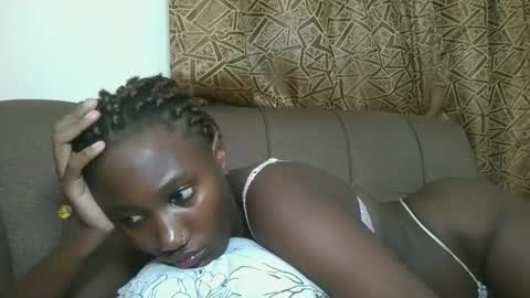 Snapshot of missprettygal chatting on 11/11/25, 08:20 pretty gal online show from 11/11/25, 08:20