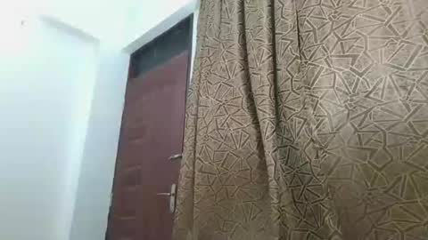 Snapshot of missprettygal chatting on 12/17/25, 03:51 pretty gal online show from 12/17/25, 03:51