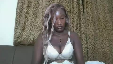 Snapshot of missprettygal chatting on 02/15/26, 06:04 pretty gal online show from 02/15/26, 06:04