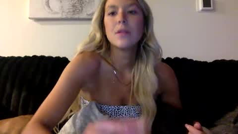 Alyssa online show from 04/21/26, 02:51