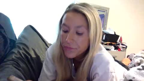 Alyssa online show from 04/27/26, 12:19