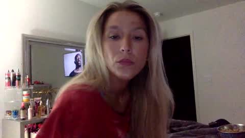 Snapshot of misss_alyssaaa chatting on 05/01/26, 01:10 Alyssa online show from 05/01/26, 01:10