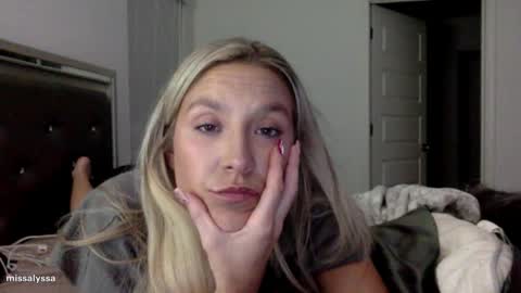 Snapshot of misss_alyssaaa chatting on 06/05/26, 04:30 Alyssa online show from 06/05/26, 04:30