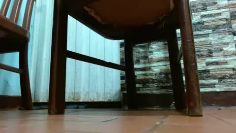 Snapshot of misssam28 chatting on 01/10/25, 03:39 TELL ME MISS online show from 01/10/25, 03:39