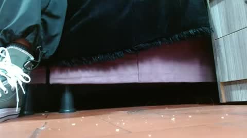 Snapshot of misssam28 chatting on 03/05/25, 06:23 TELL ME MISS online show from 03/05/25, 06:23