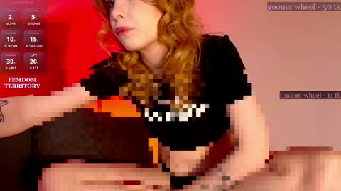 Snapshot of missslola chatting on 05/19/26, 04:13 Misss Lola Angel online show from 05/19/26, 04:13