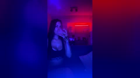 misssvelvet online show from 02/01/26, 03:49