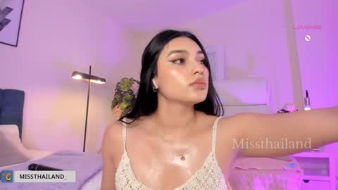 Fernanda Davila online show from 01/15/25, 11:19