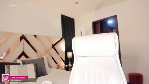 Fernanda Davila online show from 02/19/26, 10:17