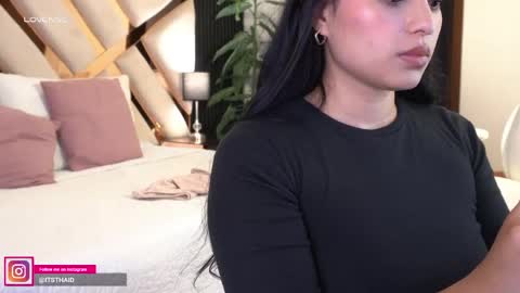 Snapshot of missthailand_ chatting on 05/08/26, 11:10 Fernanda Davila online show from 05/08/26, 11:10