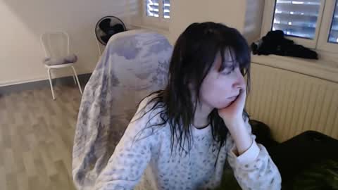 missthon online show from 01/01/25, 04:07