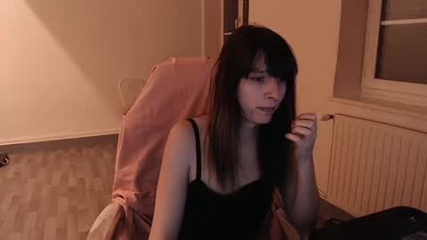 missthon online show from 01/12/25, 10:22