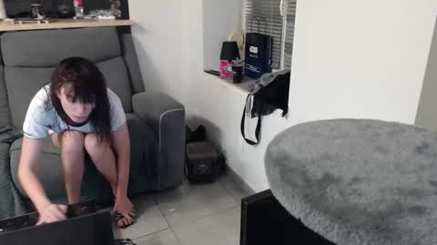 missthon online show from 11/24/25, 03:34