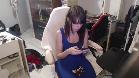 missthon online show from 04/01/26, 01:41