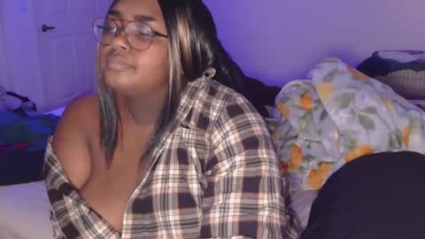 Misstrezzkristina online show from 10/20/25, 08:42