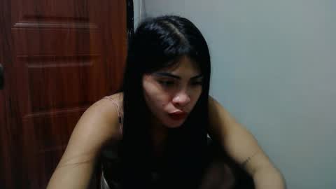 sofia online show from 05/19/26, 02:45