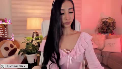 Valeria Davila online show from 03/06/25, 09:31