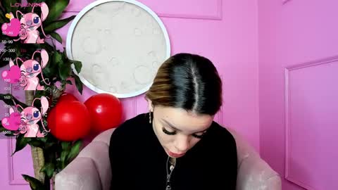 missvalery1 online show from 02/15/25, 12:54