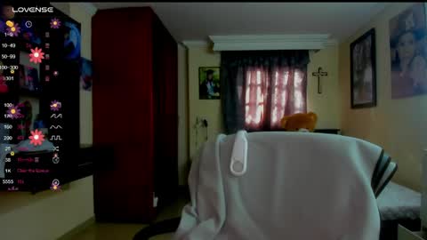 Snapshot of missvalery1 chatting on 05/30/26, 12:46 missvalery1 online show from 05/30/26, 12:46