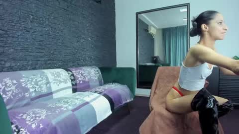 Luisa online show from 05/28/26, 07:33