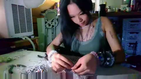 Miss Versatile online show from 04/30/26, 08:57