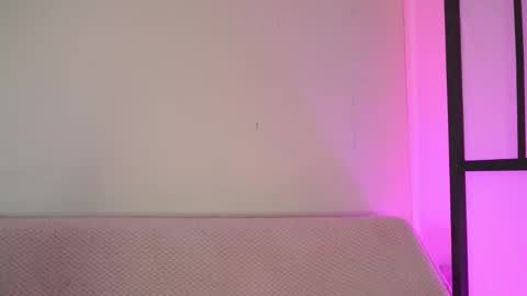 Pau OFmissweetpeach online show from 02/26/26, 12:42