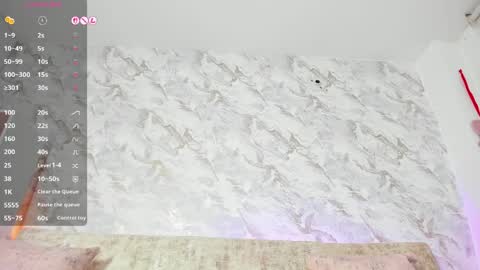 Snapshot of missweetpeach chatting on 05/27/26, 01:57 Pau OFmissweetpeach online show from 05/27/26, 01:57