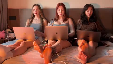 misswishh online show from 03/27/26, 04:07